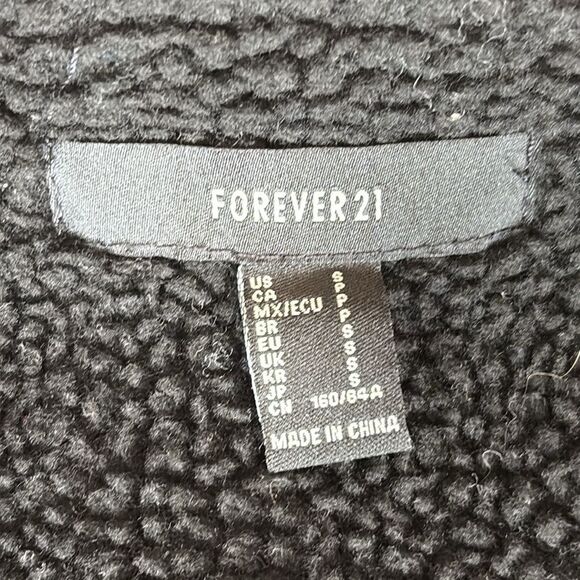 Forever 21 Faux Leather Shearling Lined Biker Zippered Jacket - Picture 11 of 11